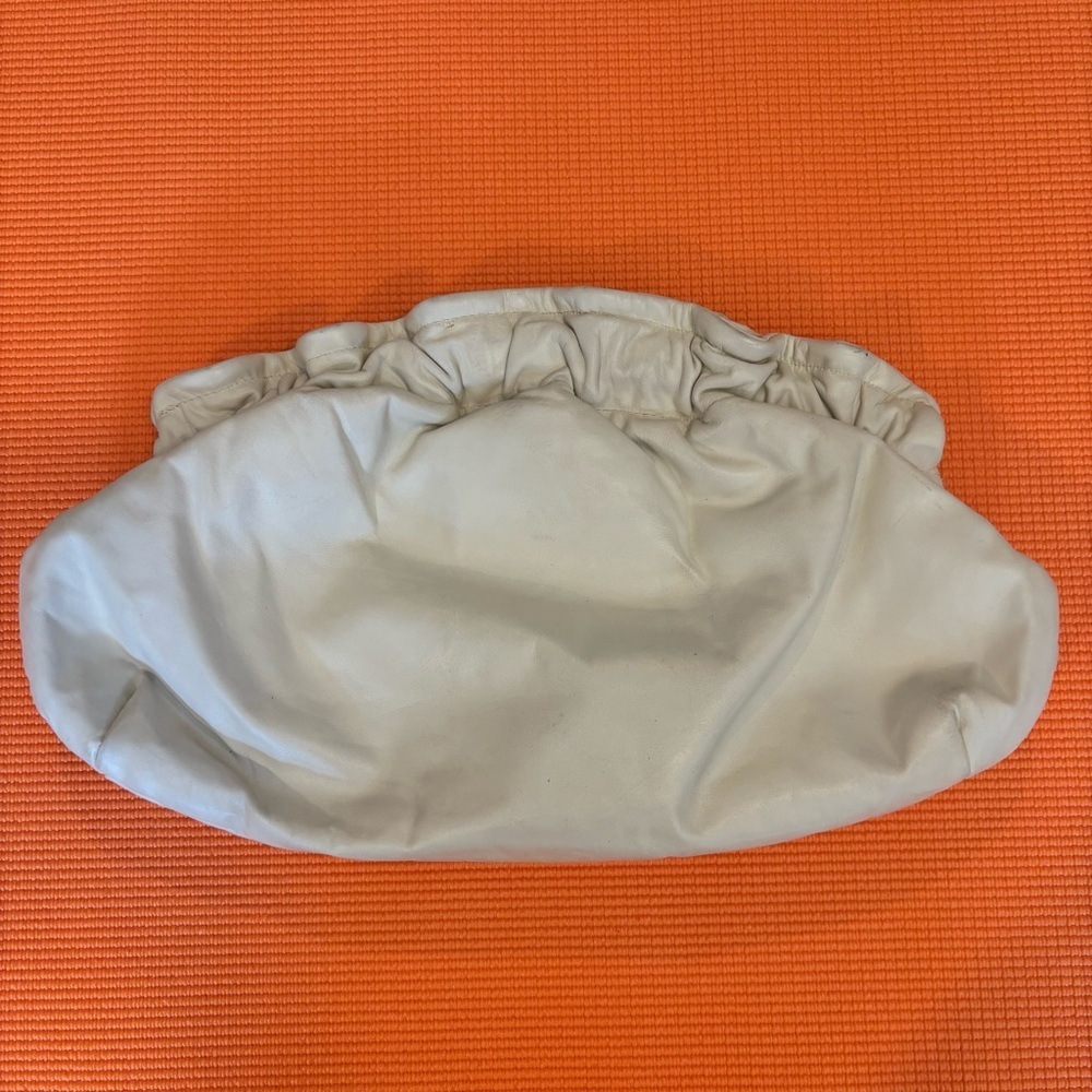 Vintage Ronmar Leather Clutch - Picture 2 of 8